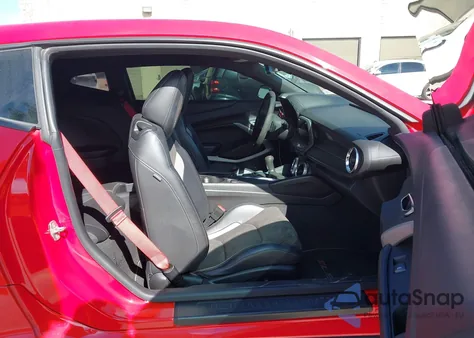 2020 Chevrolet Camaro Rwd 1Ss z USA, uszkodzony, nr VIN 1G1FE1R78L0131837